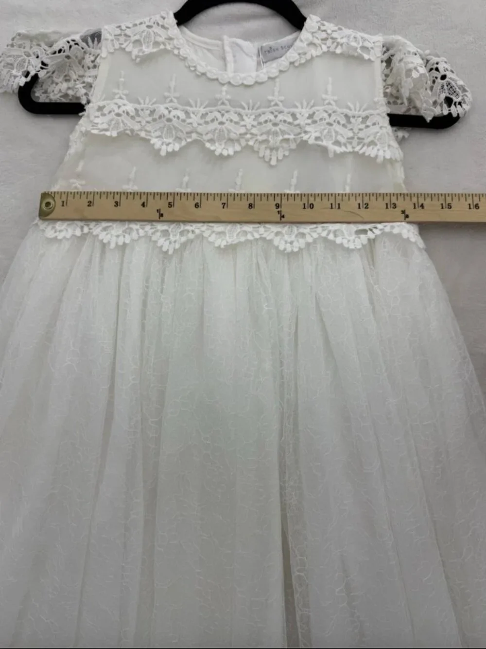 NWT Trish Scully KATRINA GOWN WHITE Size 14 LACE WEDDING Cap Sleeves